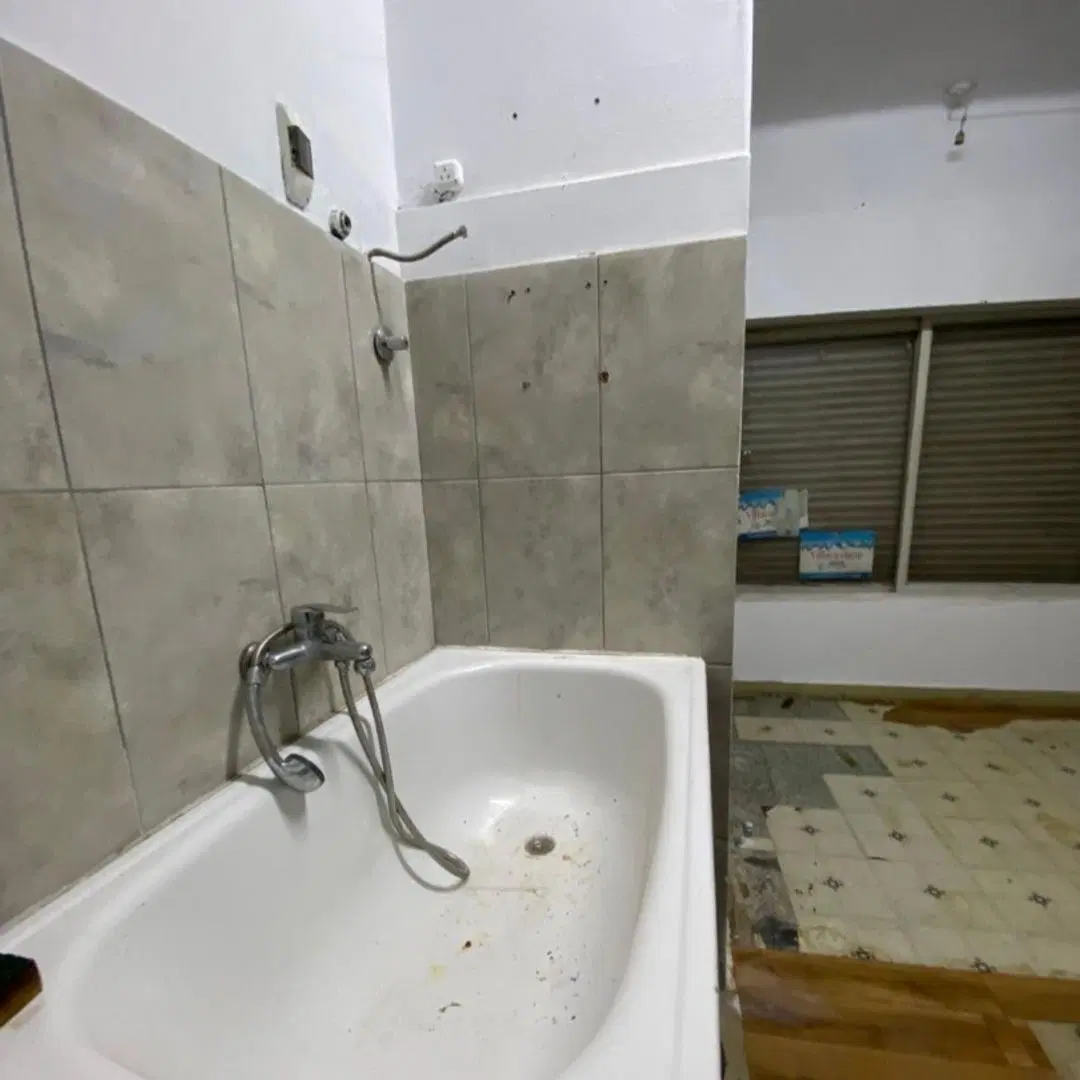 CASA 4 AMBIENTES CON LOCAL QUILMES OESTE 8