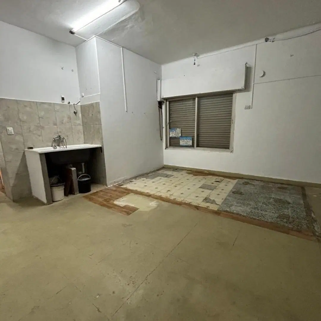 CASA 4 AMBIENTES CON LOCAL QUILMES OESTE 1