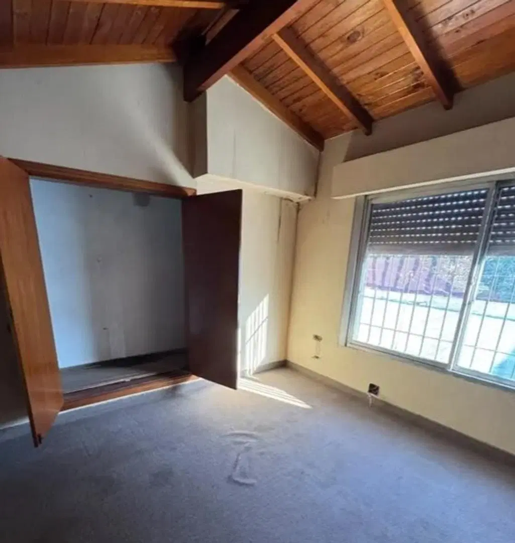 VENTA CASA 4 AMBIENTES QUILMES OESTE 8