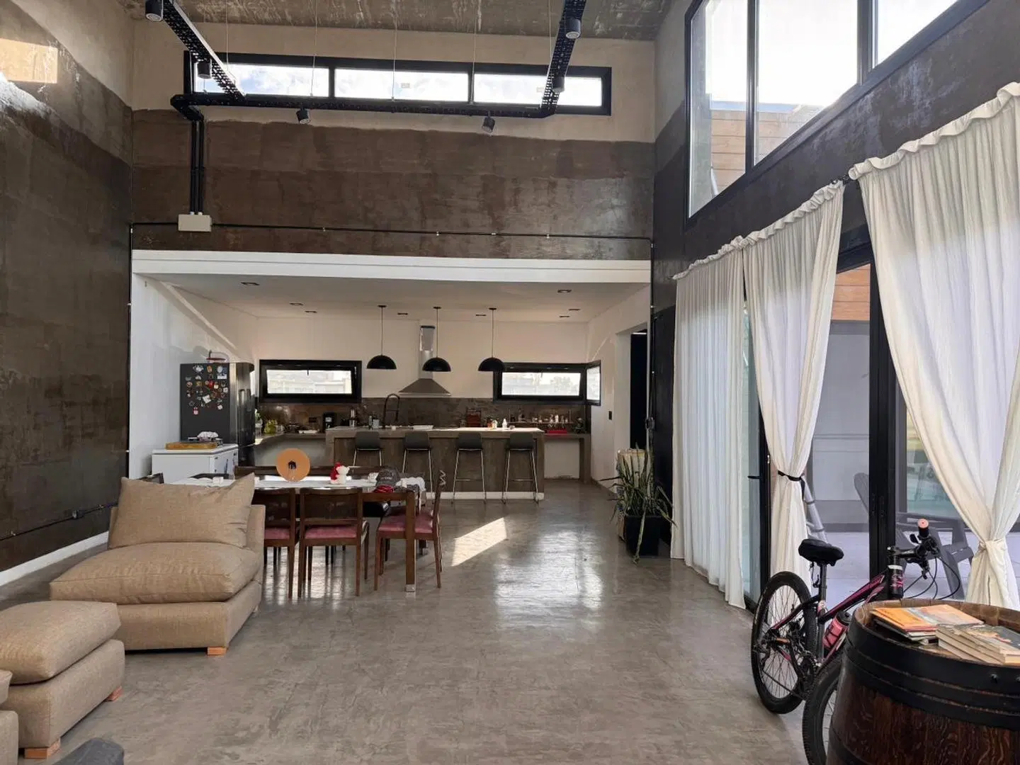 ALQUILER CASA 5 AMBIENTES AREA 60 4