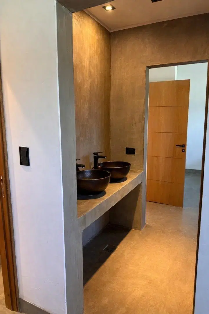 ALQUILER CASA 5 AMBIENTES AREA 60 8