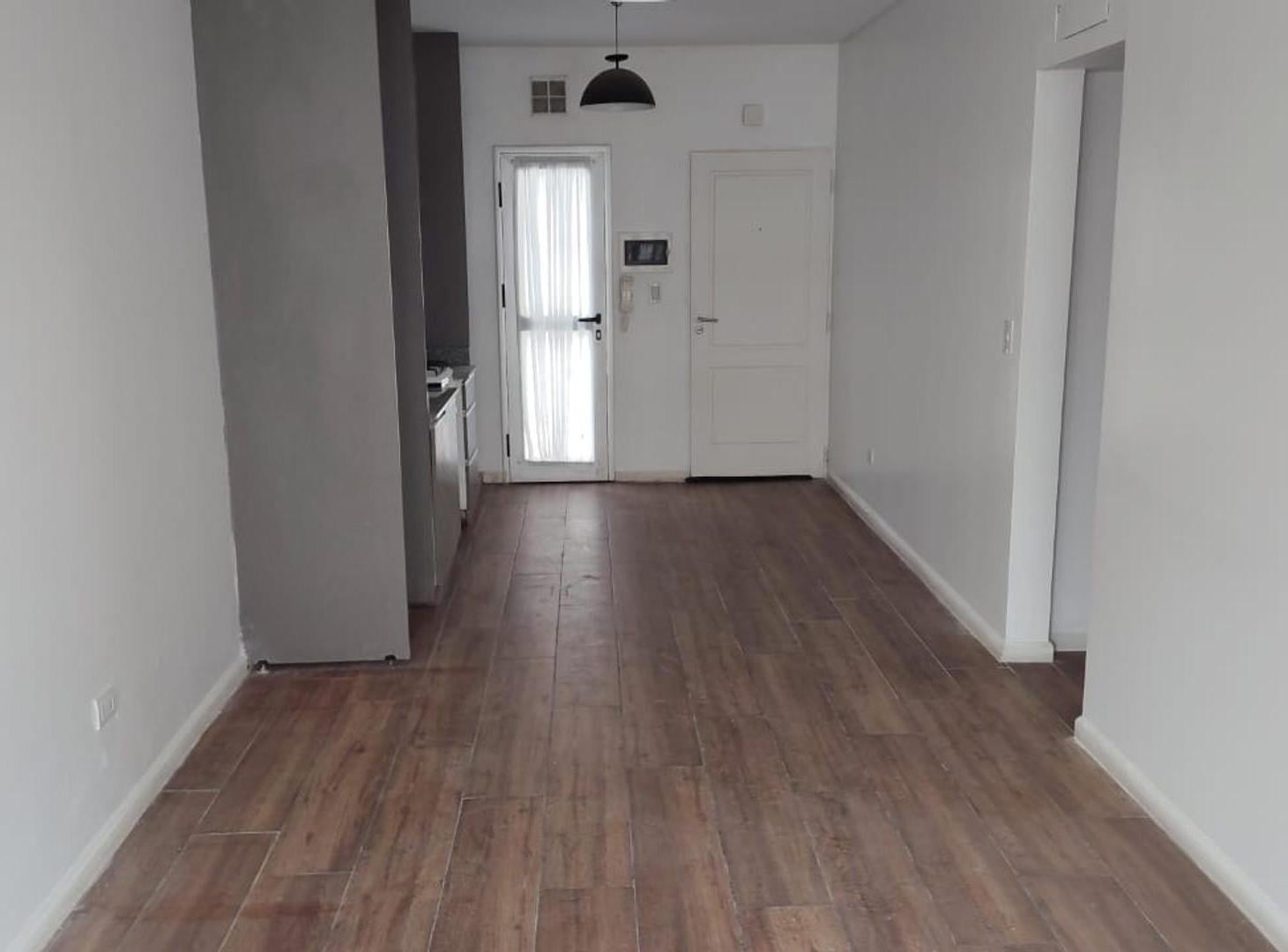Foto de Alquiler de departamento de dos Amb Berazategui, imagen 4