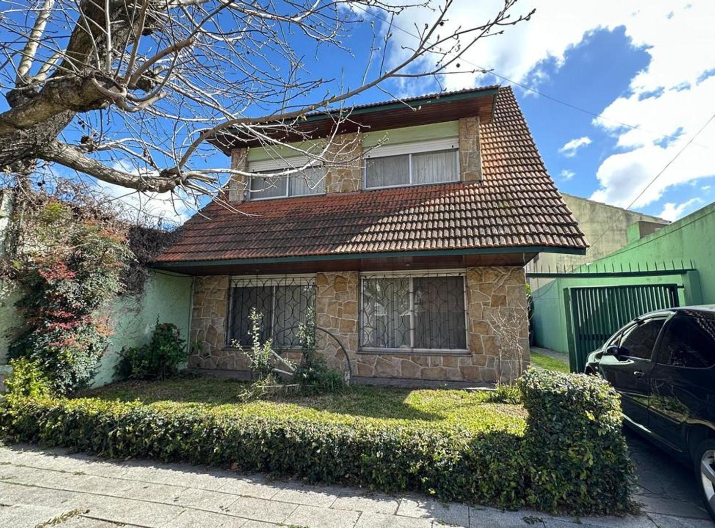 Foto de venta casa 4 ambientes quilmes oeste, imagen 1