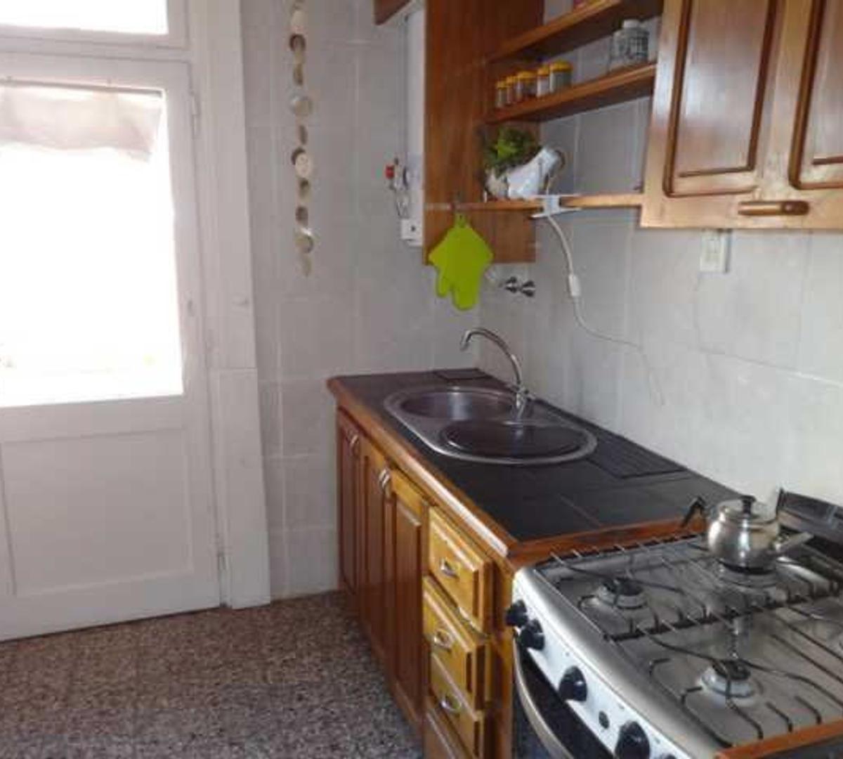 Chalet 4 Amb. 200 m². - Primera Junta 3