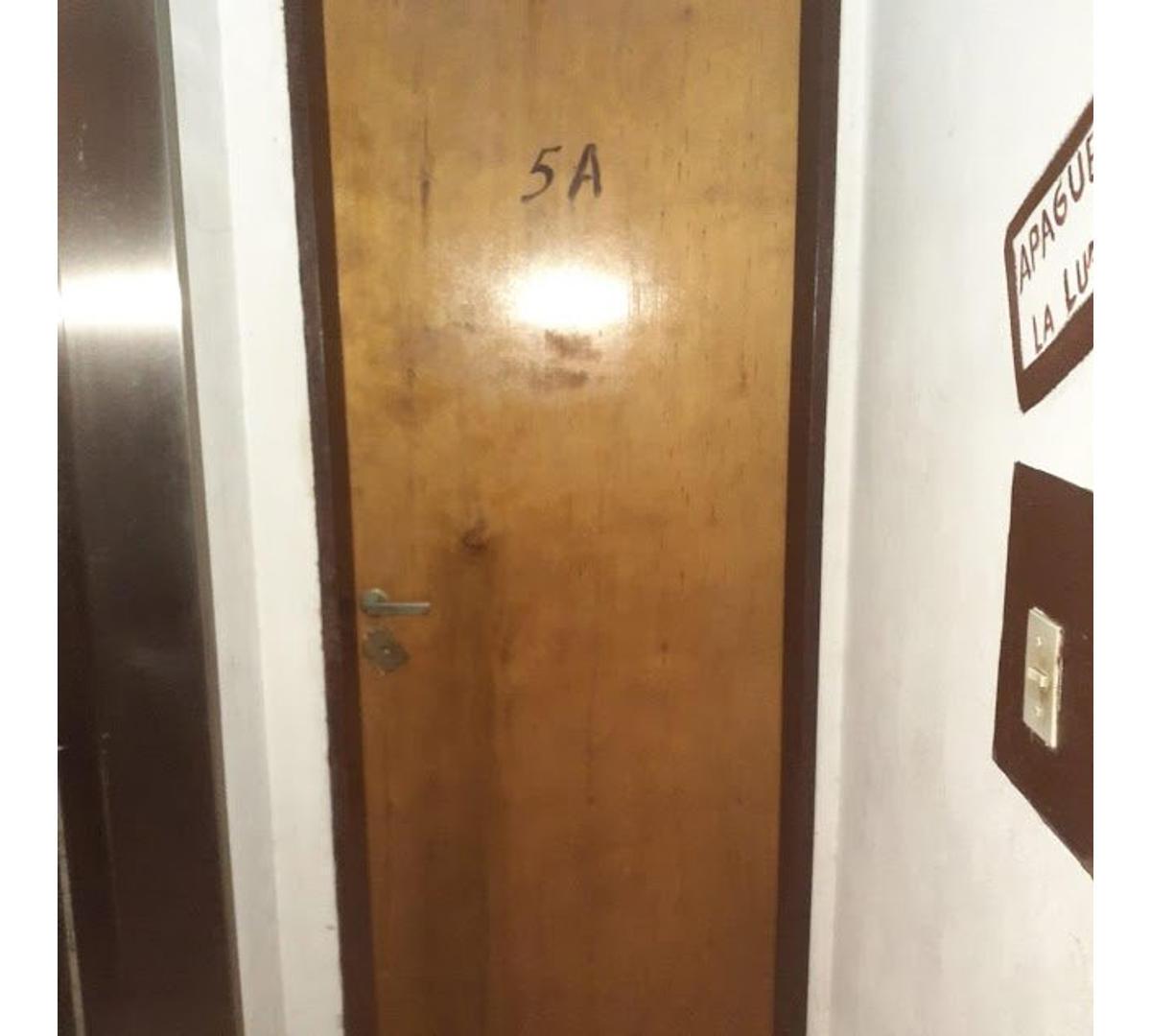 Semipiso 4 Amb. C/ Dep. - Externo - 120 m². C/ Cochera 5