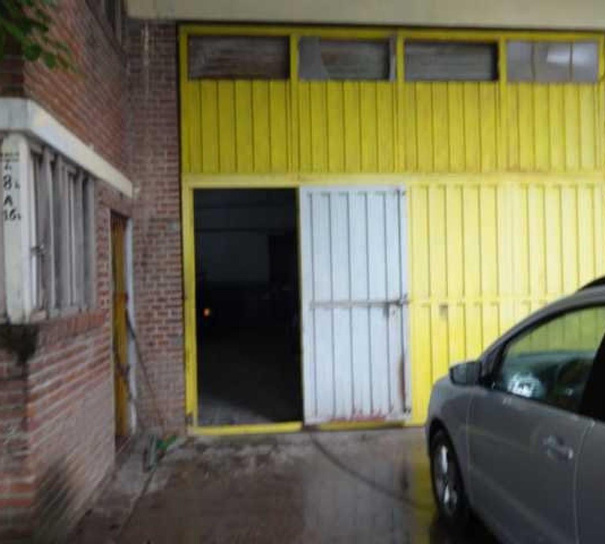 Galpon 220 m². - Zona 180 1