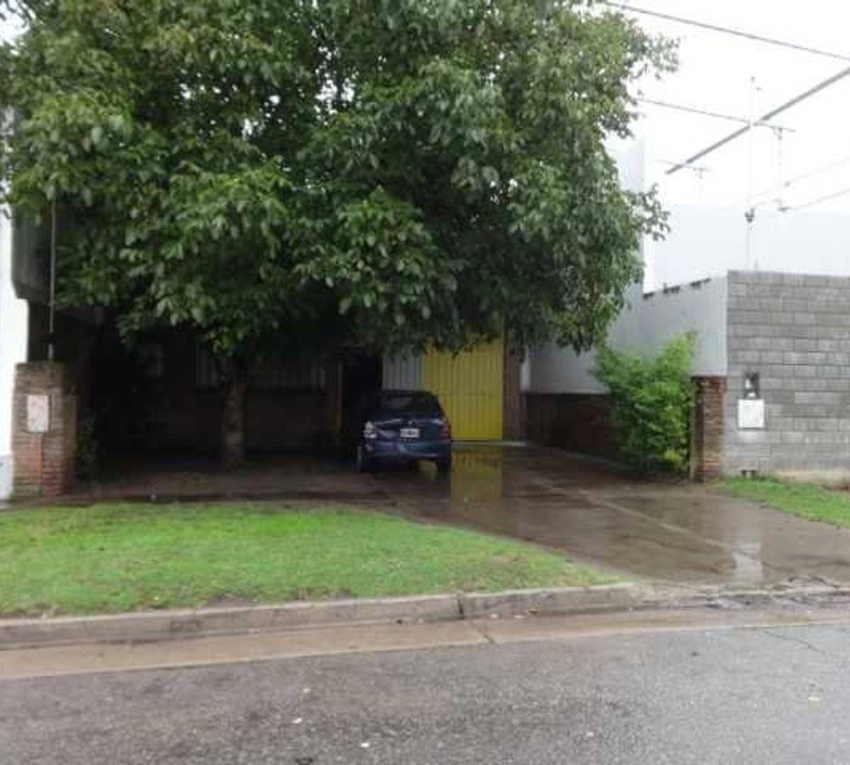 Galpon 220 m². - Zona 180 3
