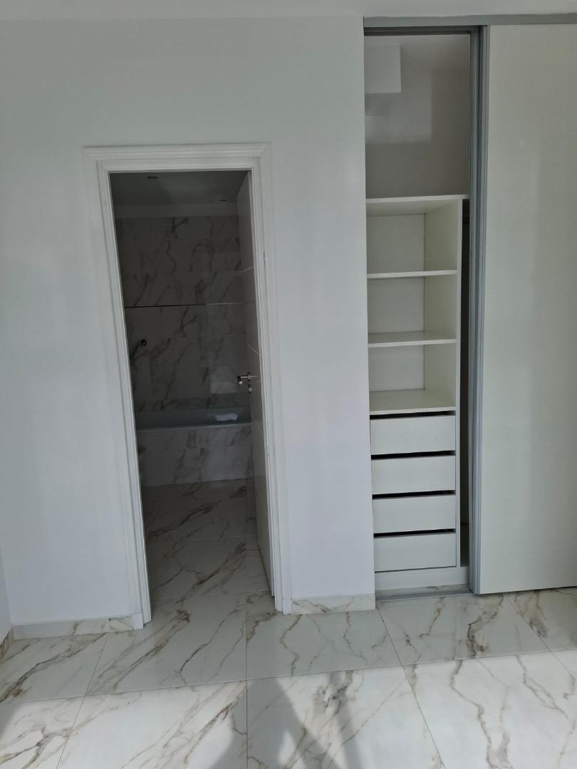 Foto de DTO. 2 AMB. LATERAL 47 M2. LA PERLA, imagen 2