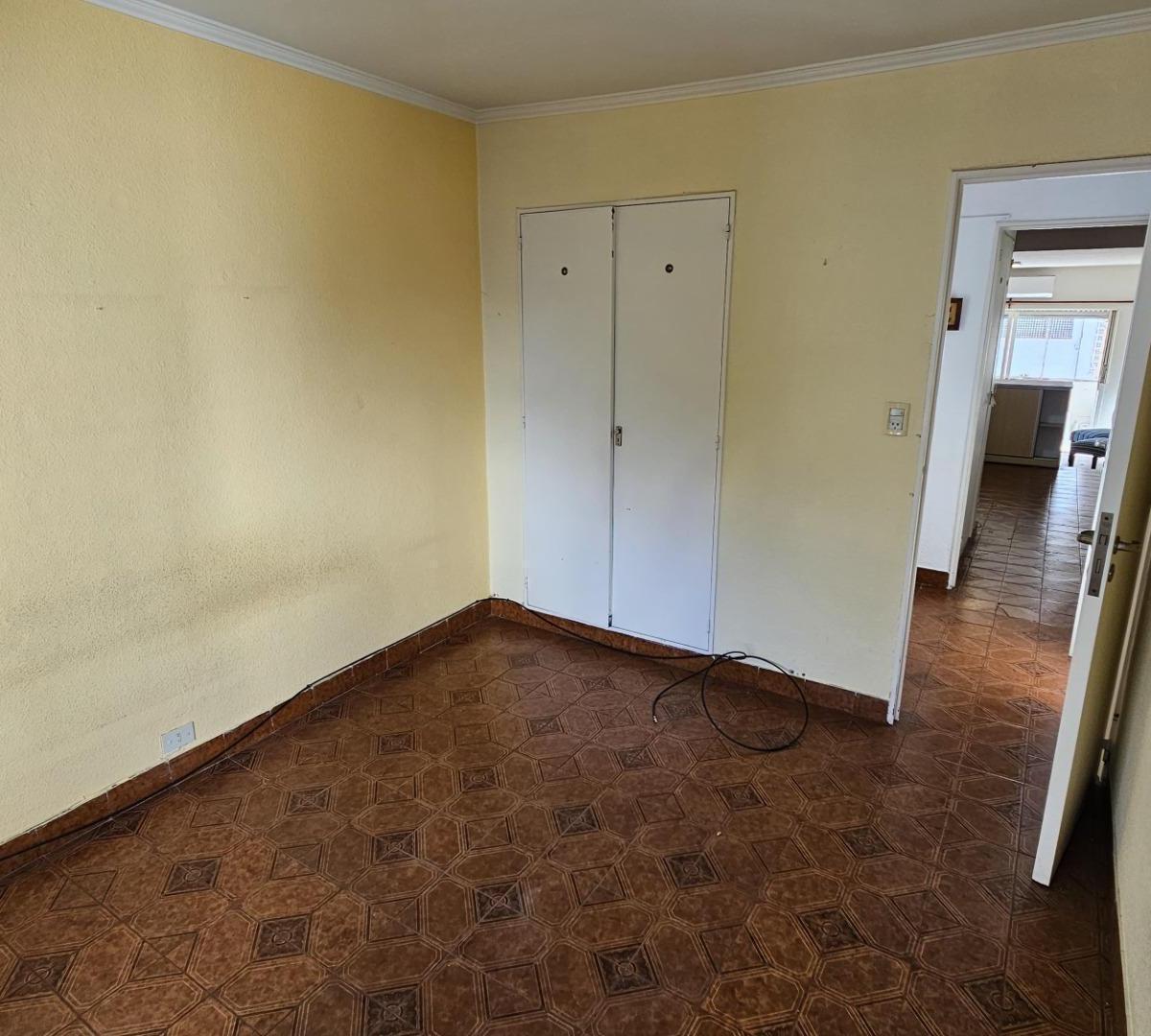 DTO. 2 AMB. 57 M2. - LATERAL - PASEO ALDREY