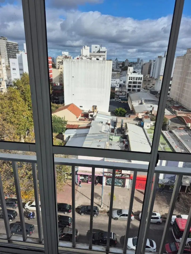 MONOAMBIENTE  EXTERNO 26 M2. MACROCENTRO 3