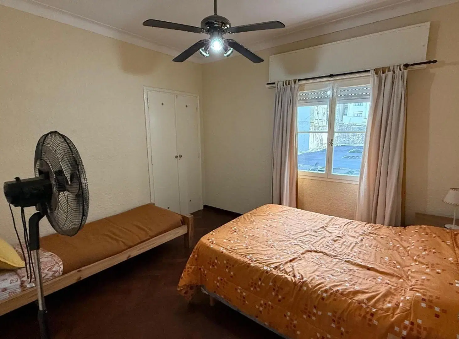 Venta Dpto 4 ambientes zona centro 5