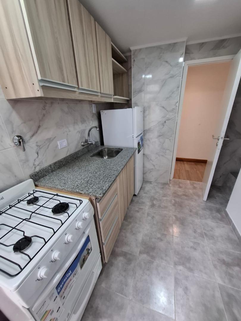 Foto de DTO. 2 AMB. 50 M2. EXTERNO C/ DEPENDENCIA PASEO ALDREY, imagen 2