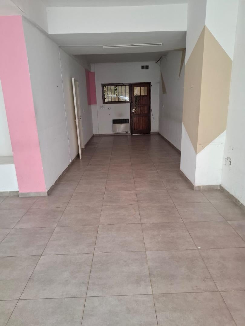 Foto de LOCAL 44 M2 EXTERNO PASEO ALDREY, imagen 1