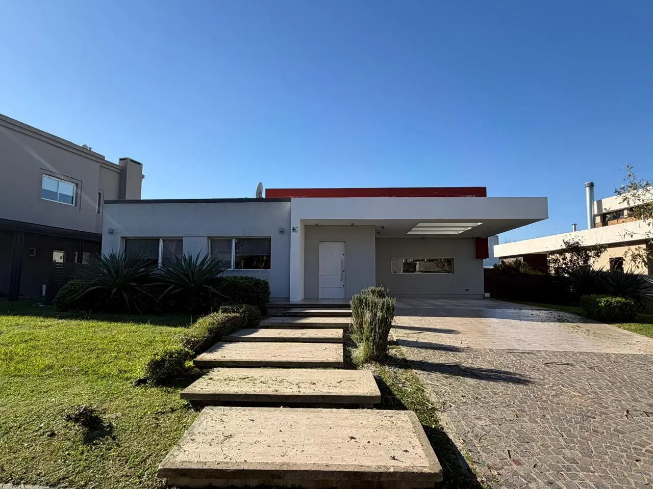 CASA EN ALQUILER EN FINCAS DE HUDSON 2