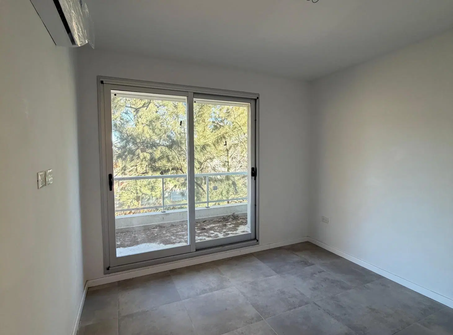 DEPARTAMENTO EN VENTA O ALQUILER DE 3 AMBIENTES 1