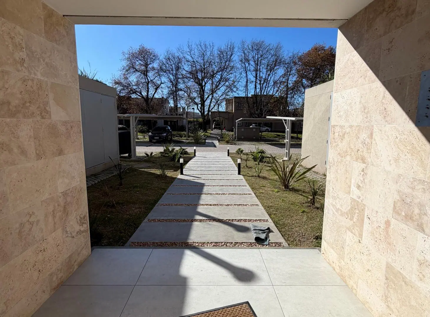 DEPARTAMENTO EN VENTA O ALQUILER DE 3 AMBIENTES 3