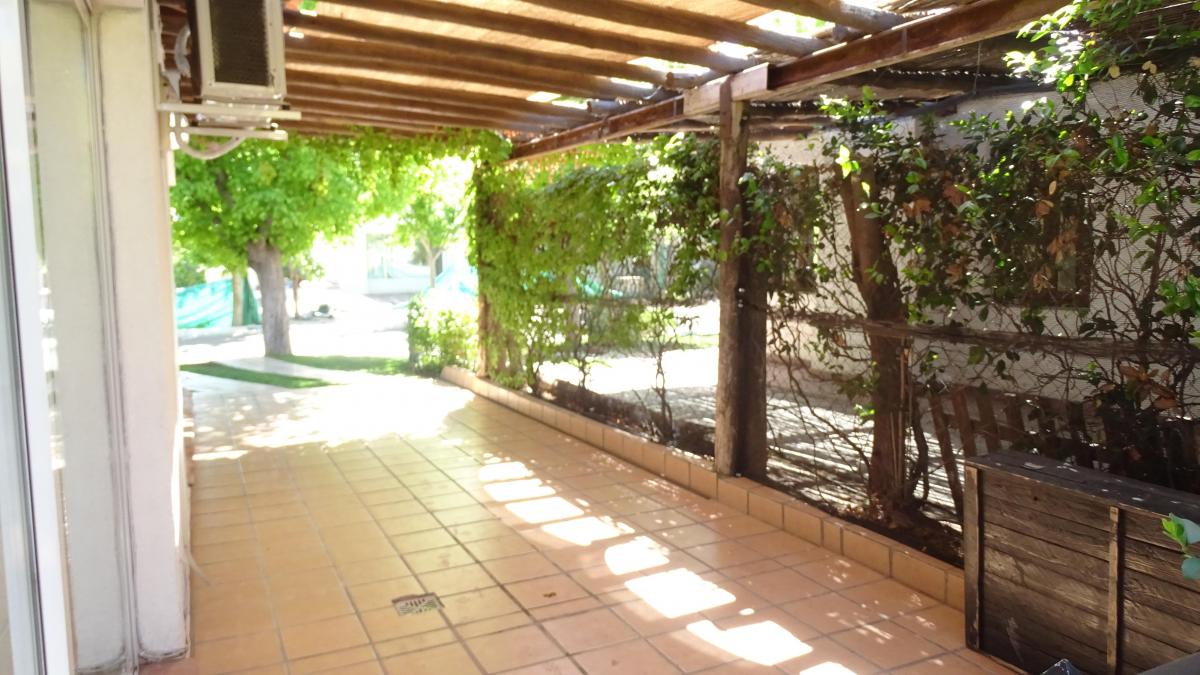 Excelente Casa a La Venta en Club de Campo Mendoza 3