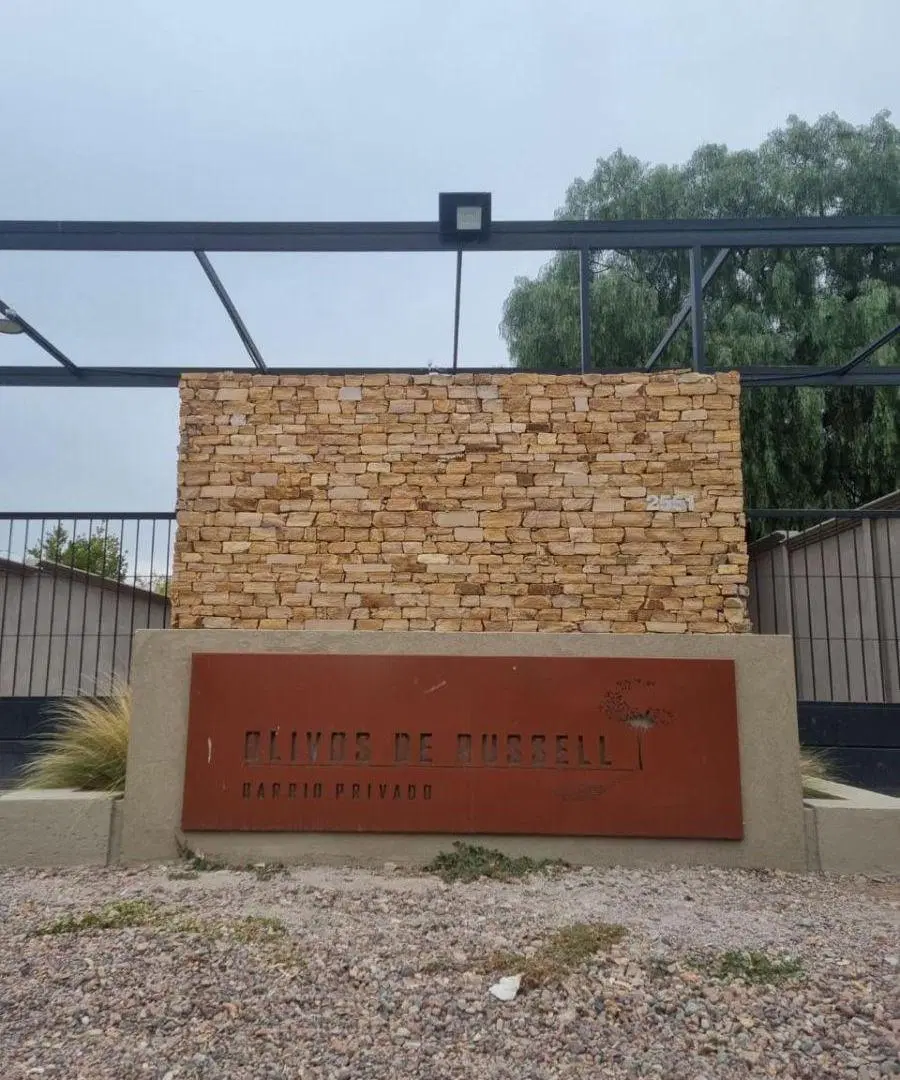 VENDO LOTE BARRIO PRIVADO OLIVOS DE RUSSELL MAIPU 3