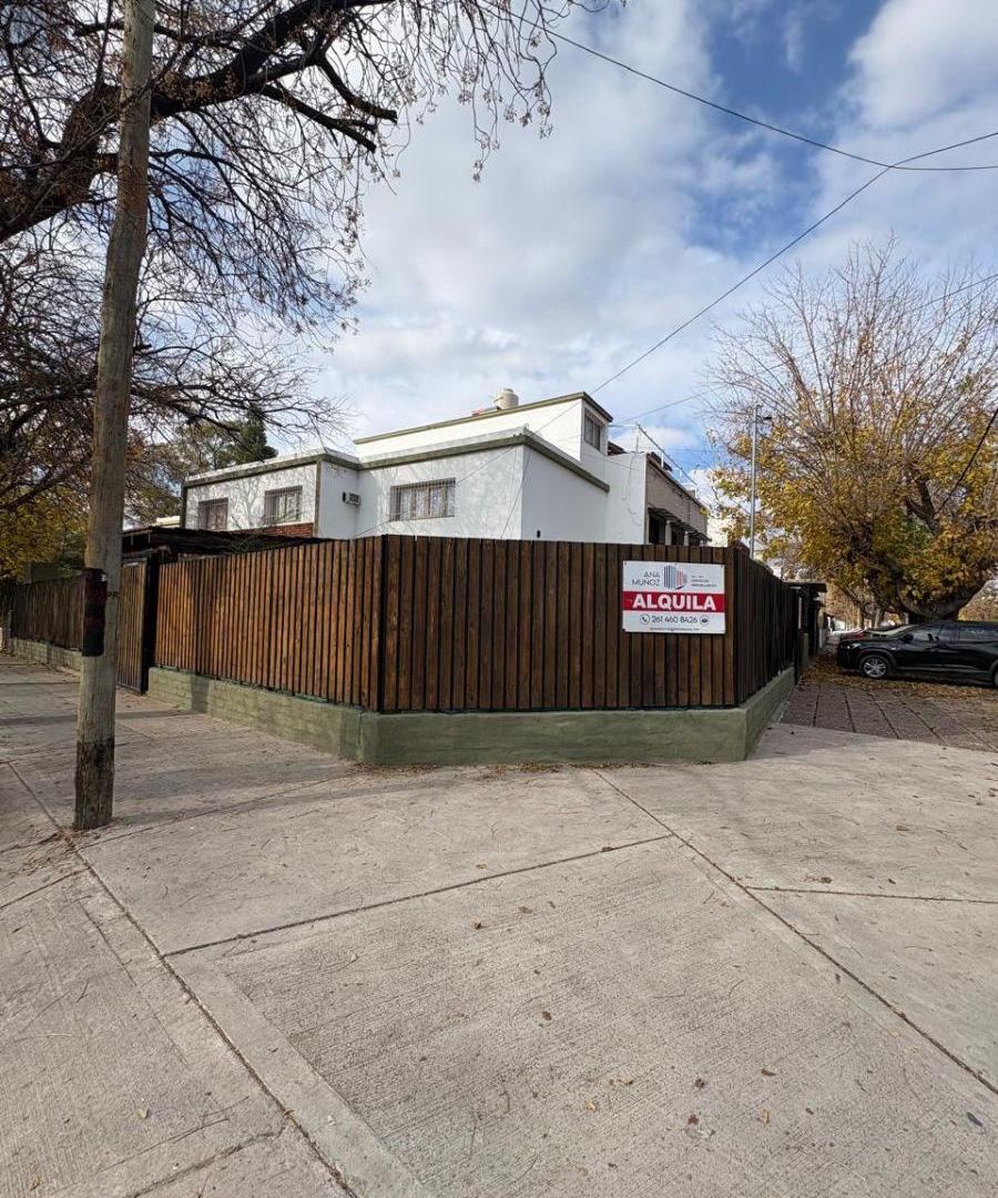 ALQUILO CASA EN GUAYMALLEN
