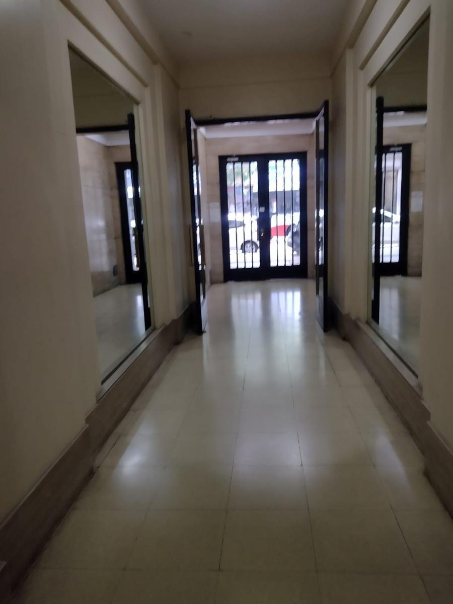 Foto de Oficina en la zona de Tribunales 2 ambientes reciclado a nuevo!! CABA, imagen 3