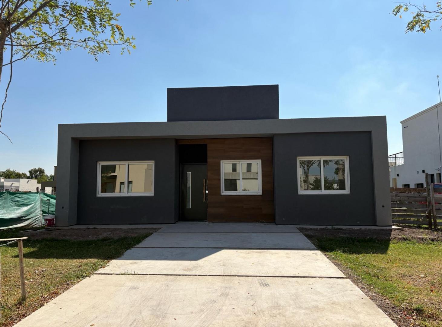 VENTA CASA San Pablo, Pilar - con pileta - Lote Interno
