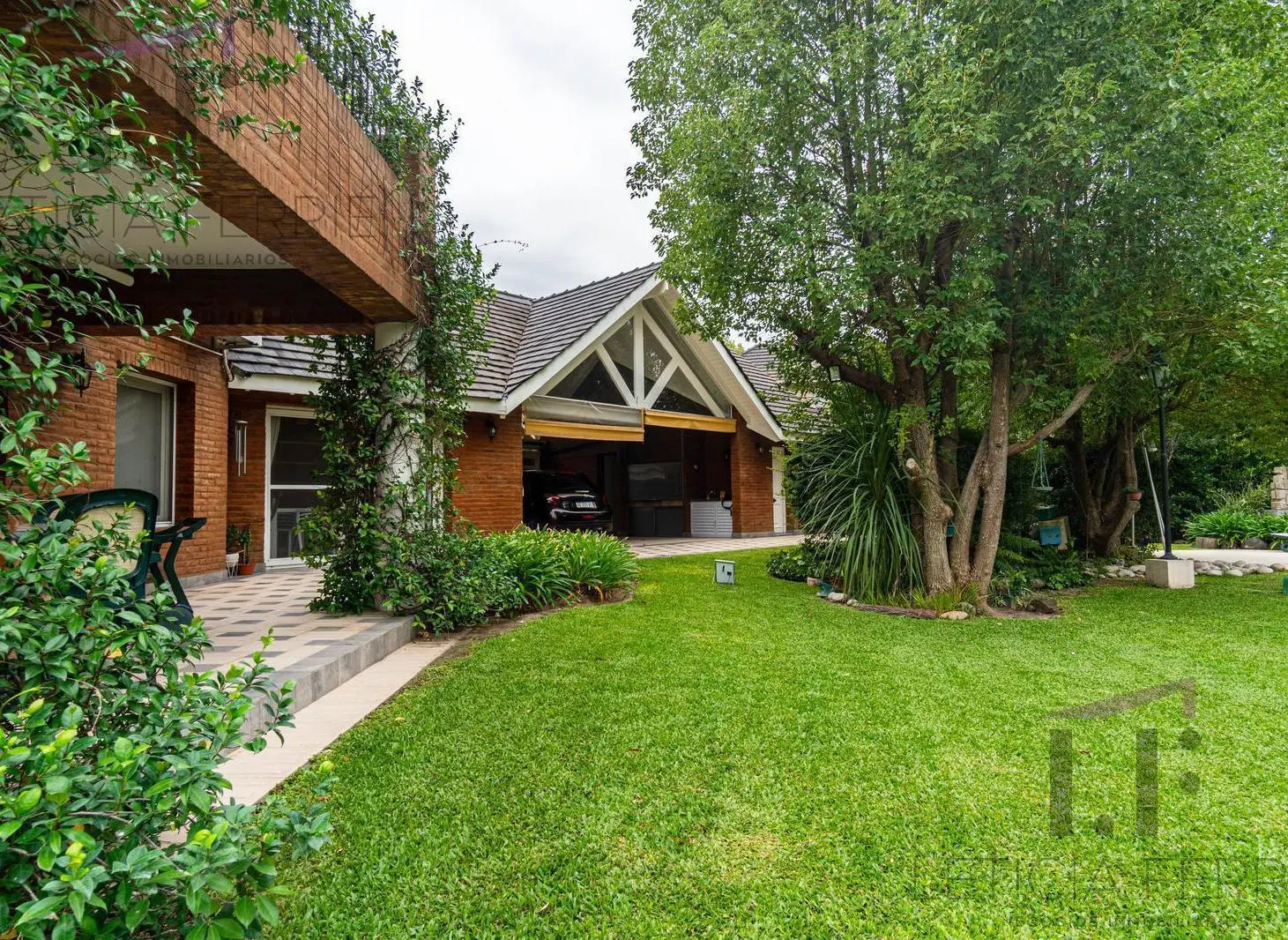 VENTA CASA Club Pueyrredon PILAR en doble lote OPORTUNIDAD! 3