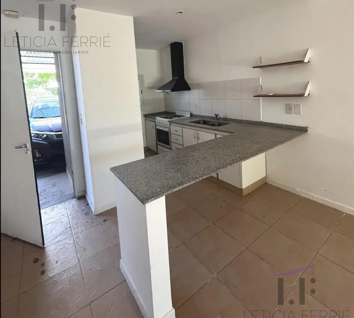 ALQUILER Departamento MONOAMBIENTE con jardín - La Madrugada II  - cochera techada - SEGURIDAD 24hs. 4