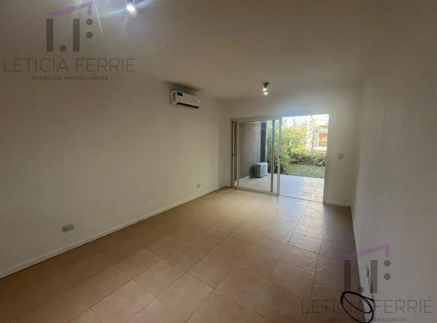 ALQUILER Departamento MONOAMBIENTE con jardín - La Madrugada II - cochera techada 3