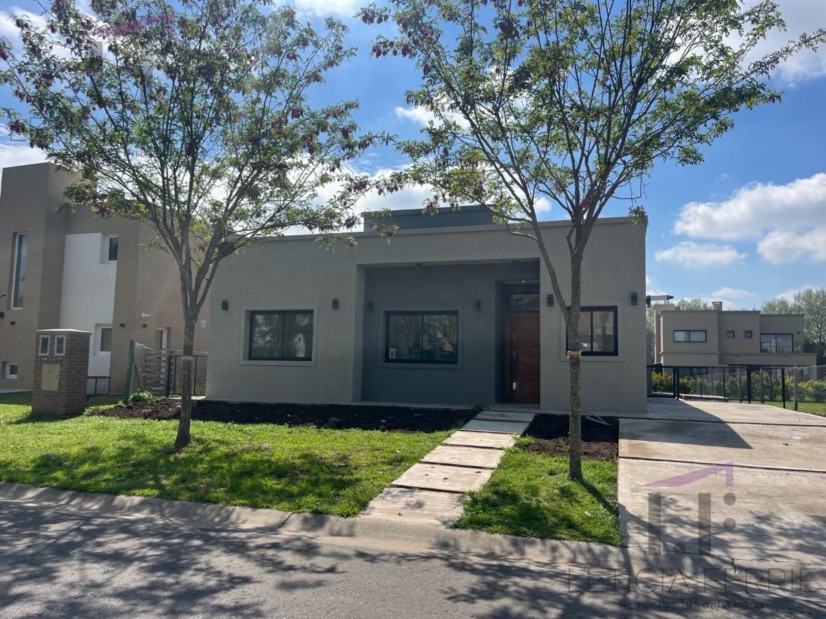 Foto de Venta Casa en San Pablo, Pilar, imagen 1
