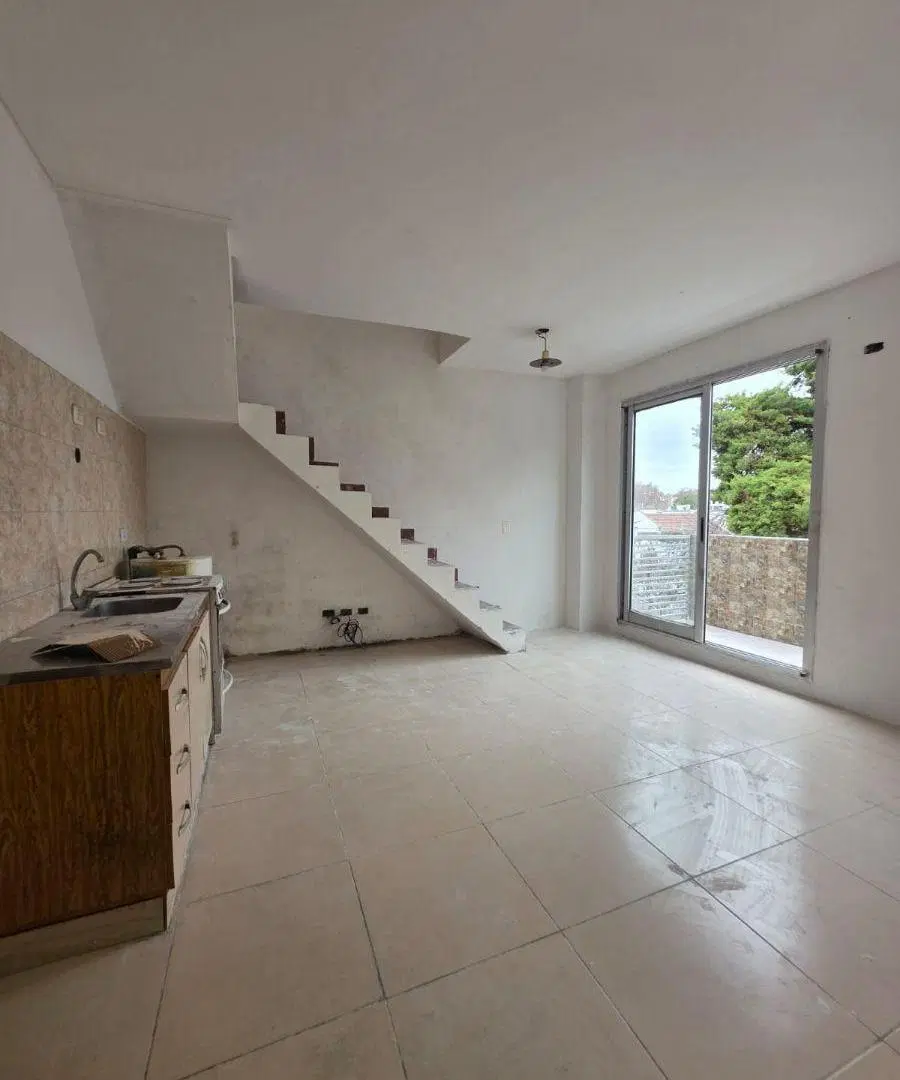 Excelente departamento tipo duplex Muy Luminoso 2