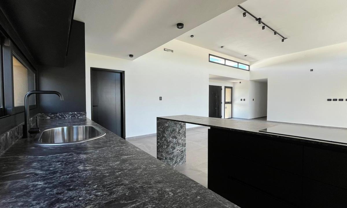 Puerto del Águila - Casa en Venta 3 Dorm. 2