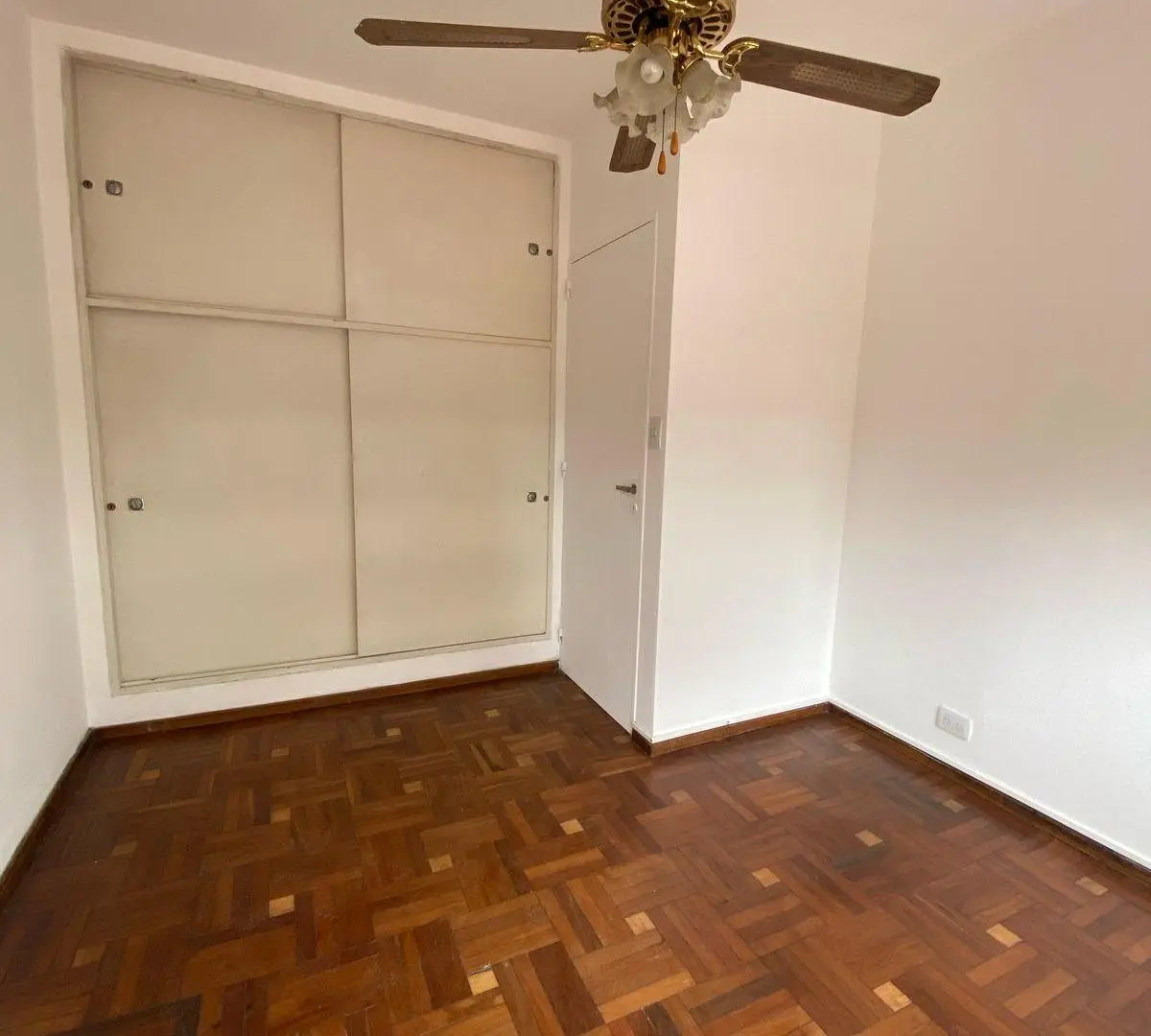 Venta – Departamento de 2 dormitorios con gran terraza! 4
