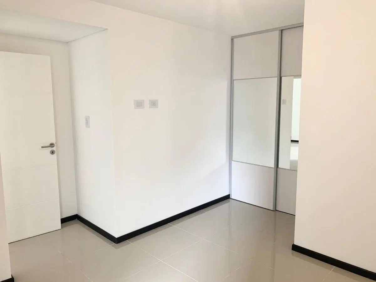 Nazareno Avenue – Departamento de 1 dormitorio en alquiler! 1