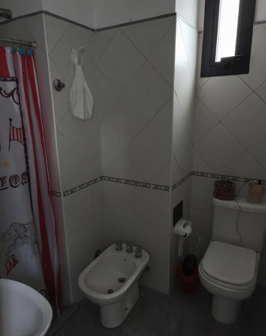Cómodo departamento de 2 dormitorios con cochera doble! 8