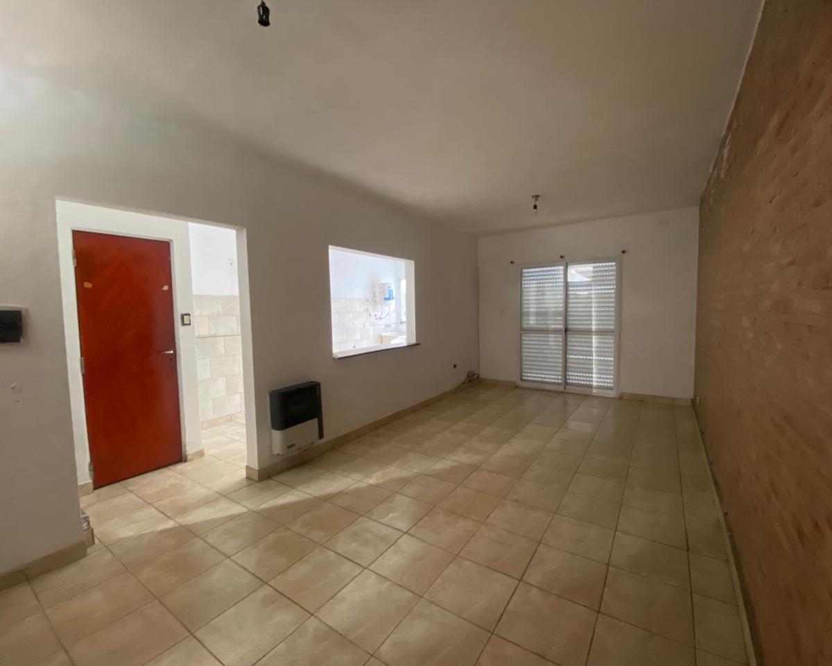 Duplex de 2 Dorm. con Cochera 2