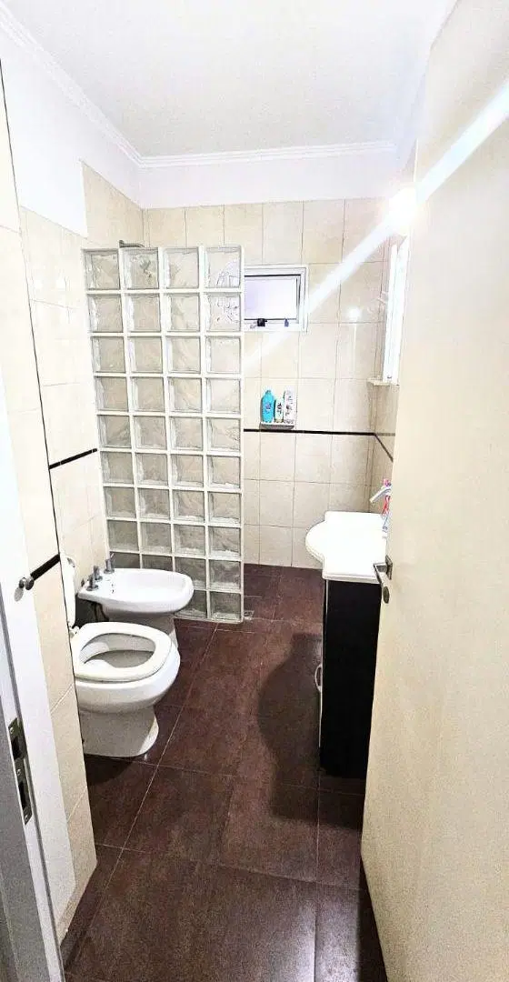 Departamento de 62 m² con 2 ambientes en venta en Alberdi 4
