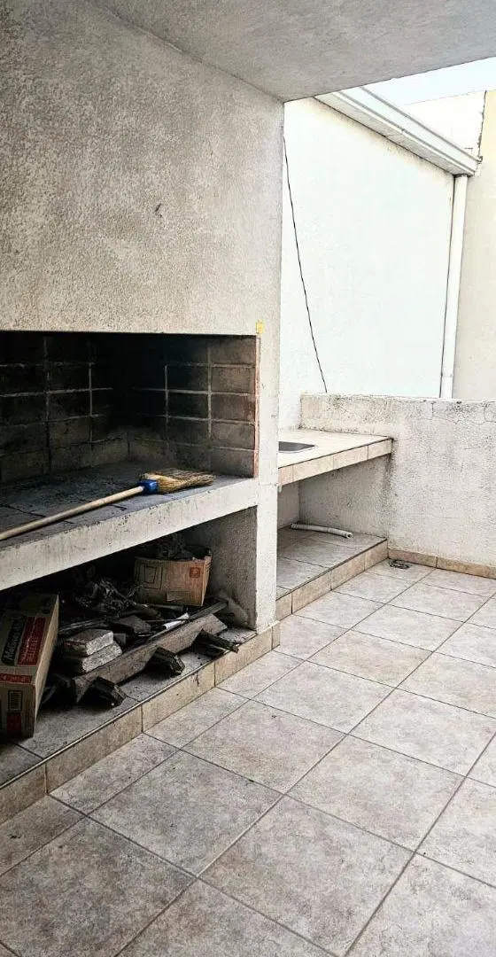 Departamento de 62 m² con 2 ambientes en venta en Alberdi 5