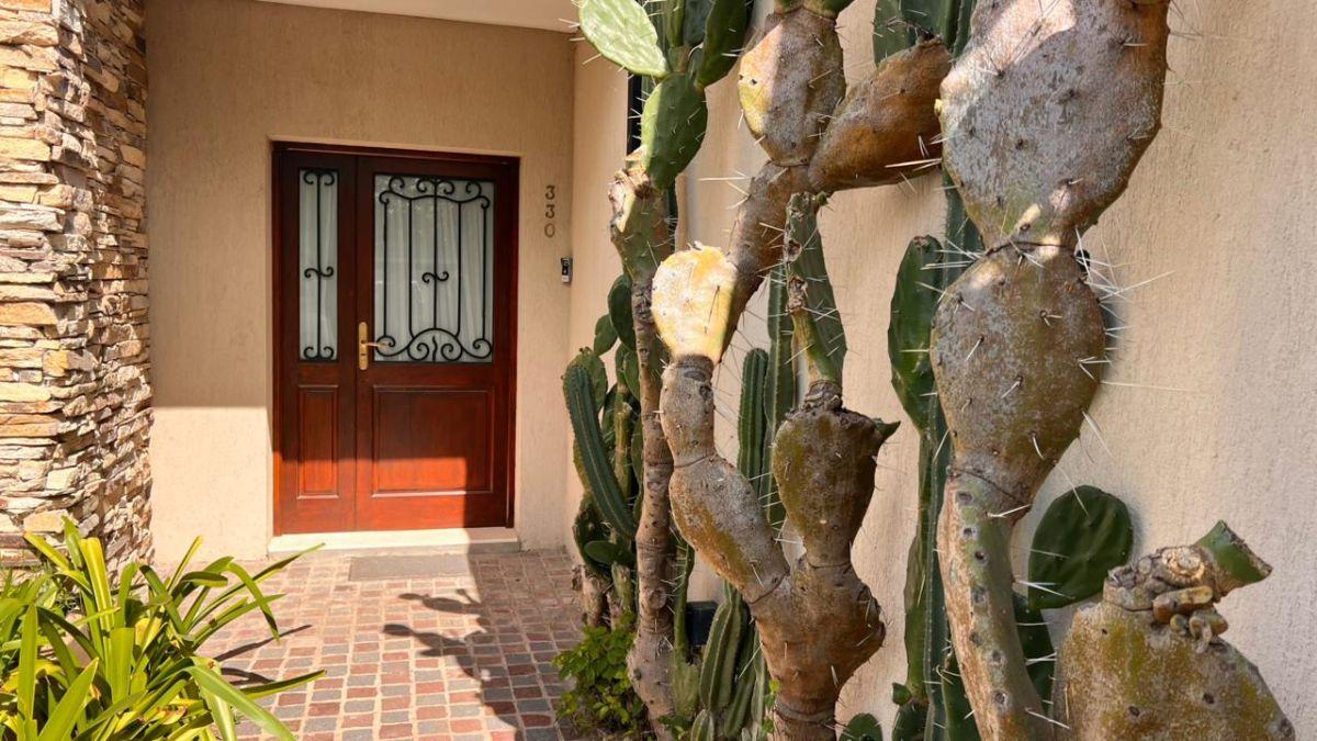 Foto de VENTA CASA EN PH DE 3 DOR Y PILETA EN BARRIO EL BOSQUE, imagen 3