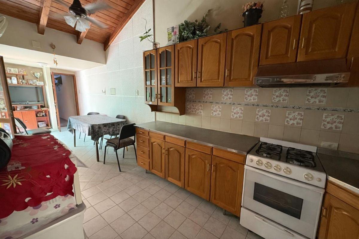 Foto de CASA EN VENTA BARRIO 9 DE JULIO, imagen 1