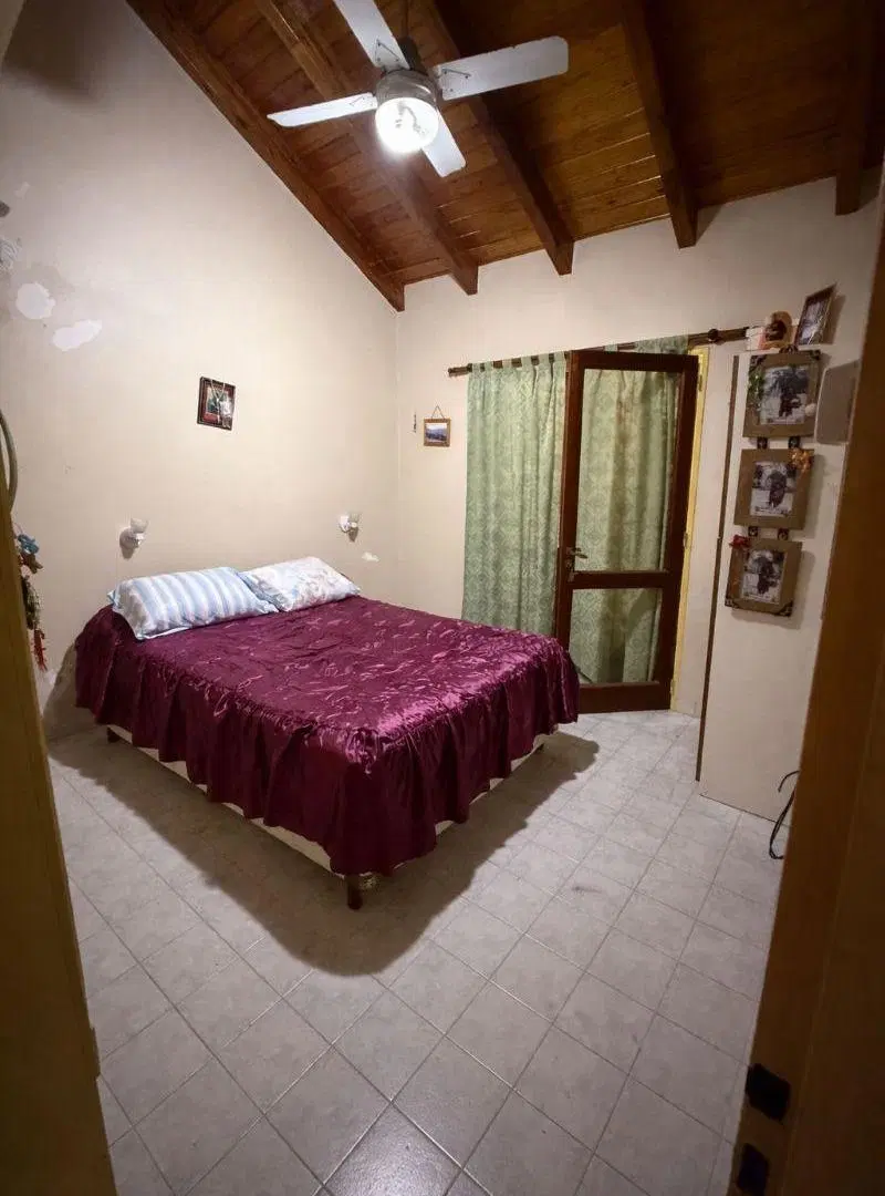 CASA EN VENTA BARRIO 9 DE JULIO 5