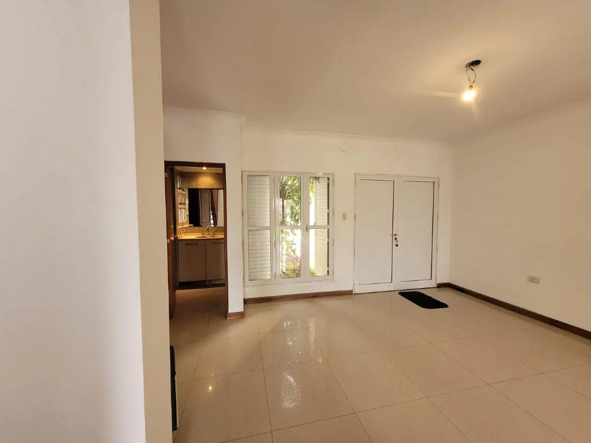 Duplex en venta , barrio Pizzurno 1