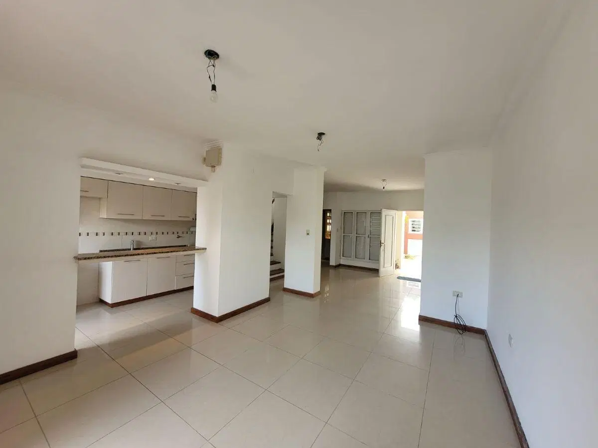 Duplex en venta , barrio Pizzurno 2