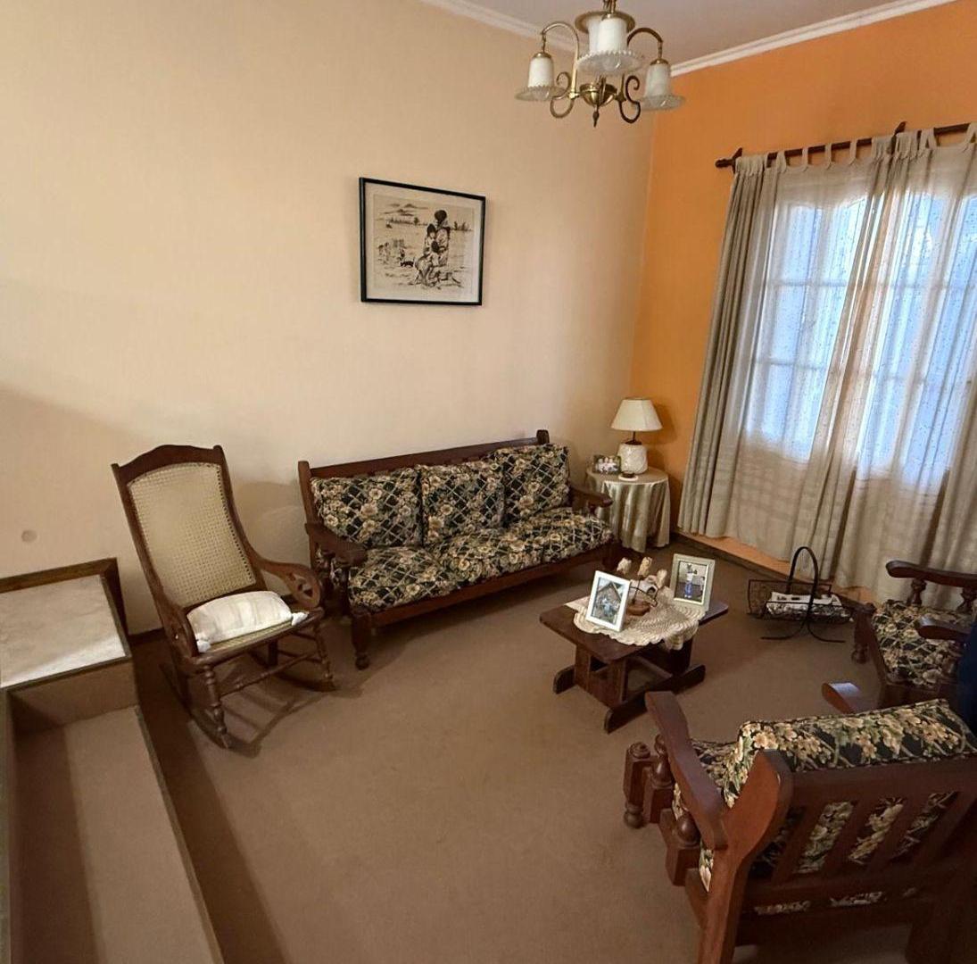 Foto de CASA EN VENTA - BARRIO SAN MARTIN, imagen 2
