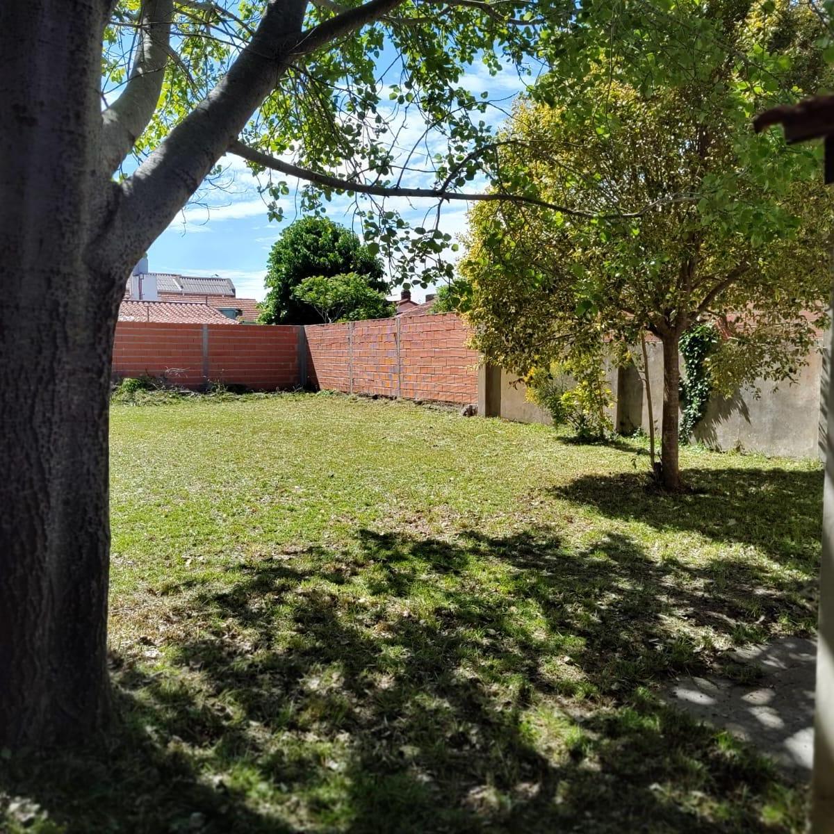 Casa Sobre Gran Lote en Av 26 - Miramar 2