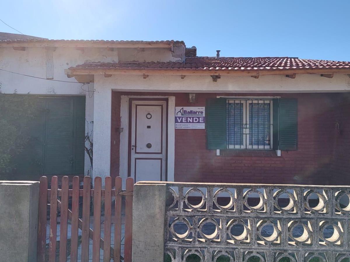 Chalet a Refaccionar - Zona Todo El Año - Miramar 5