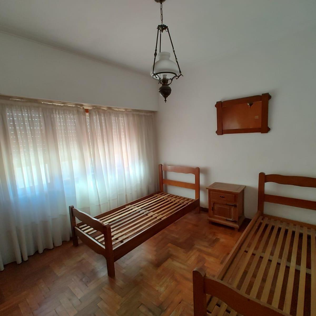 Amplio Chalet en Miramar 5