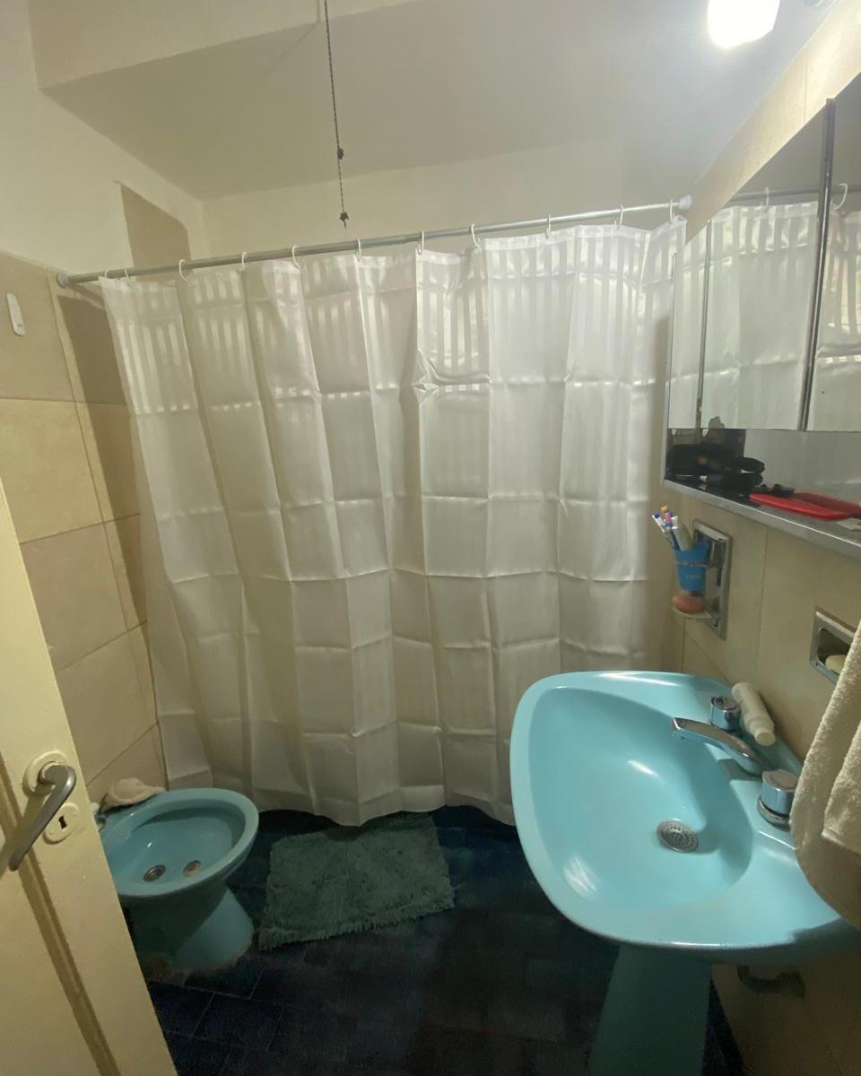Casa Amplia de 4 Dorm. en Juniors: ¡Ubicación Privilegiada! 3