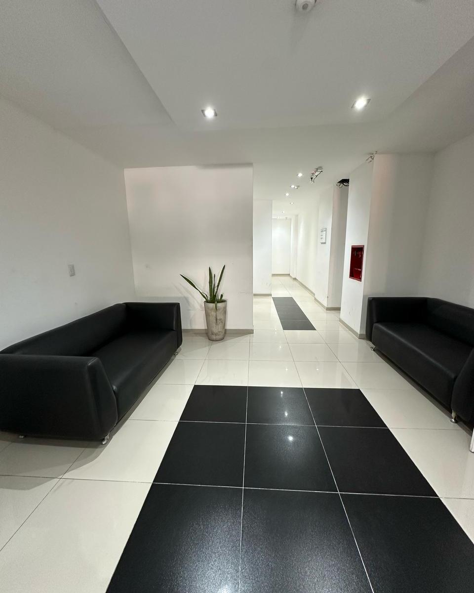 Depto 2 Dorm. Barrio General Paz. 4