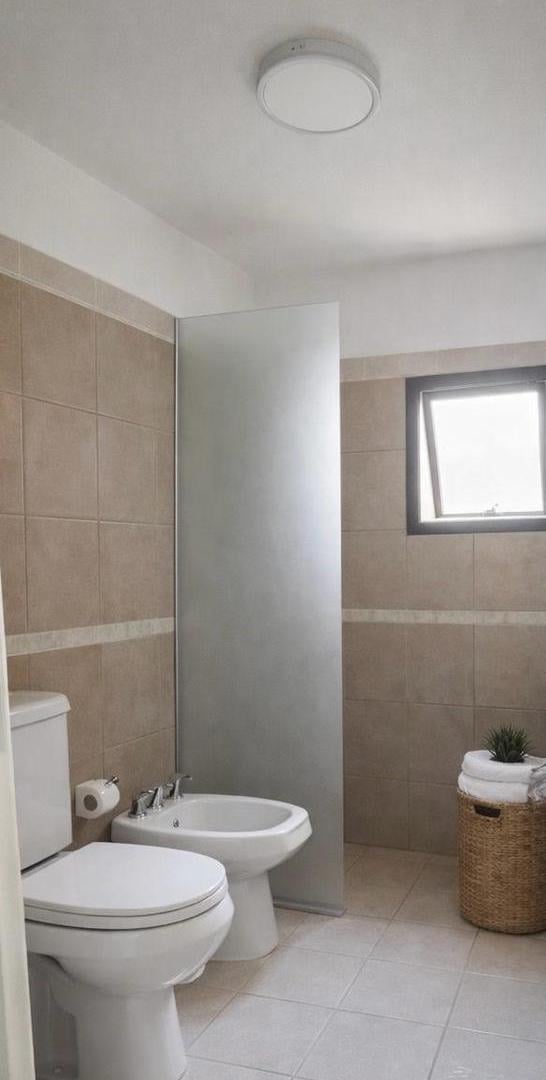 La Estanzuela | Casa 4 dorm. con pileta y 2 cocheras | Seguridad y categoría