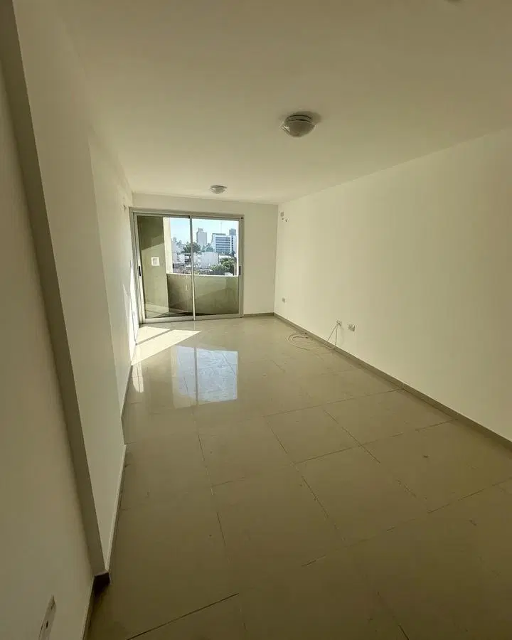 DEPARTAMENTO 2 Dormitorios Barrio General Paz con 2 cocheras 2